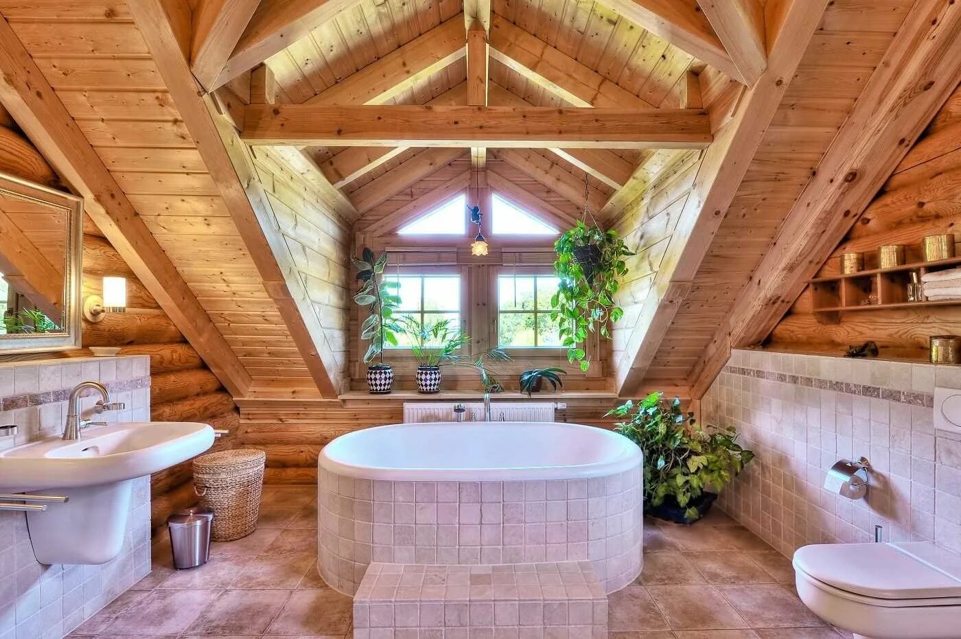 Ванная в деревянном доме. Ванная комната в деревянном доме. Ваееая в деревянном доме. Санузел в деревянном доме.