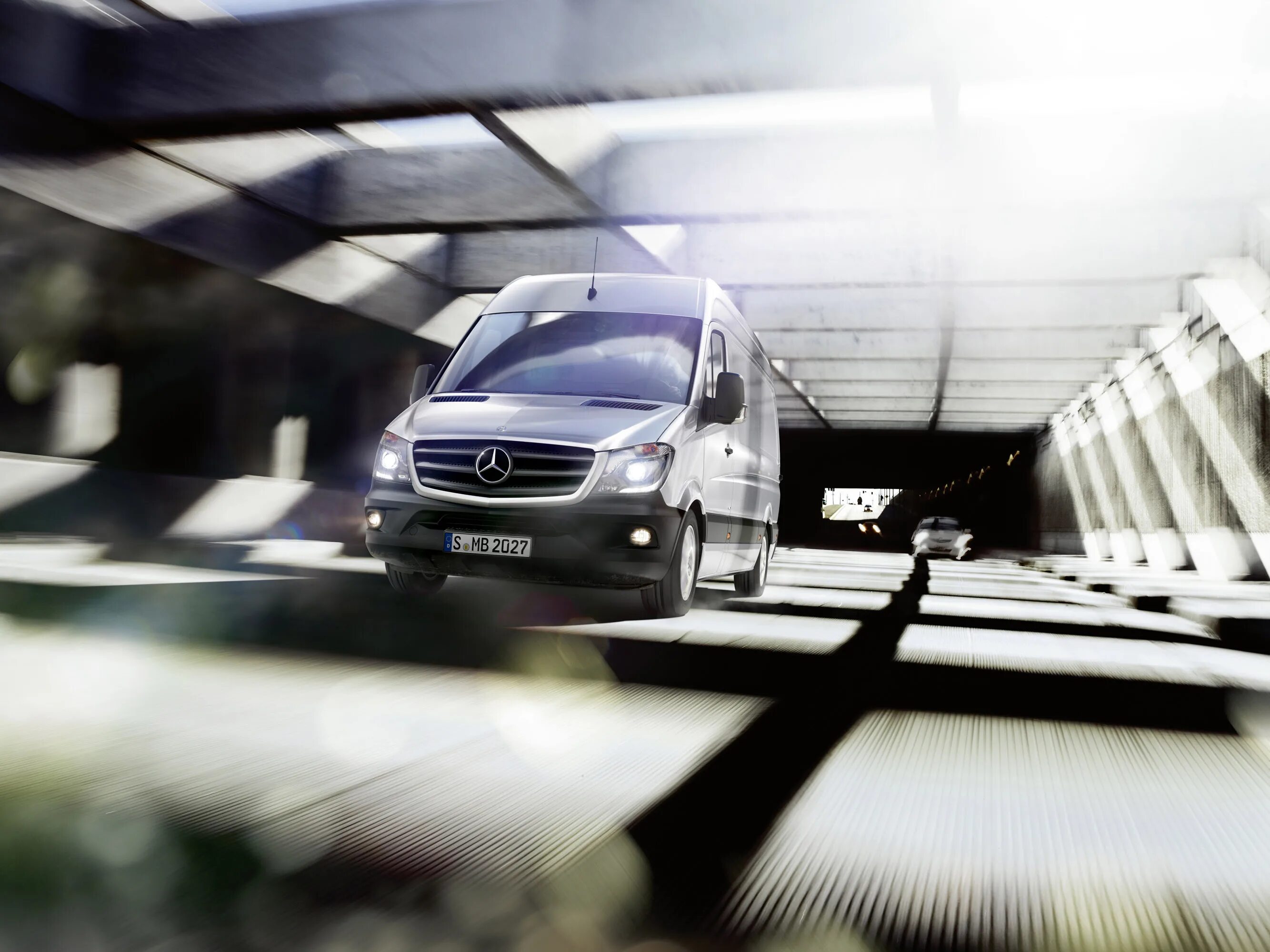 Включи спринтер. Mercedes-Benz Sprinter 2014. Мерседес Спринтер грузовой 2014. 2025 Mercedes Sprinter. Mercedes Benz Sprinter 2023.