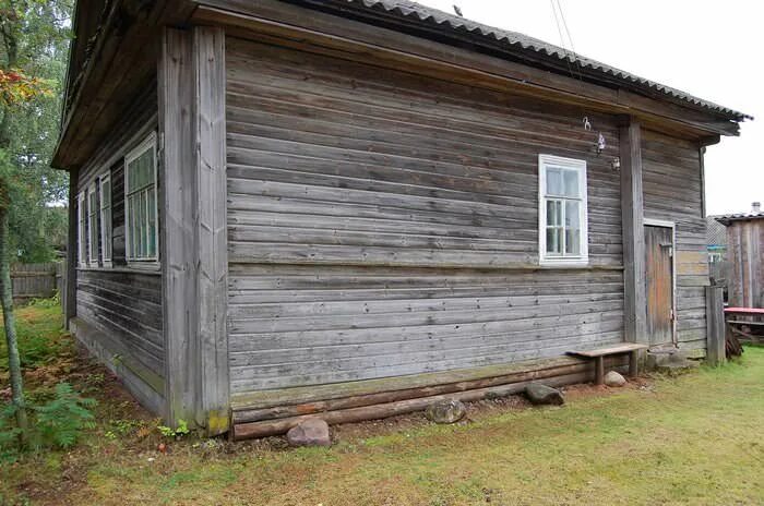 Дома хвойный новгородской. Деревня Хвойная Новгородская область. Санаторий Хвойная Новгородская. Пинаева Хвойная Новгородская. Дом в Хвойной Новгородская область.