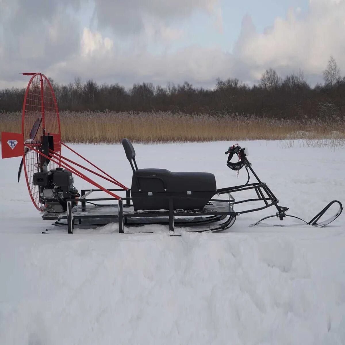 Аэро установка. Аэро установка. Аэроустановка бурлак м аэро 20 л. Аэролодка "берег-480". Аэролодка берег 550.