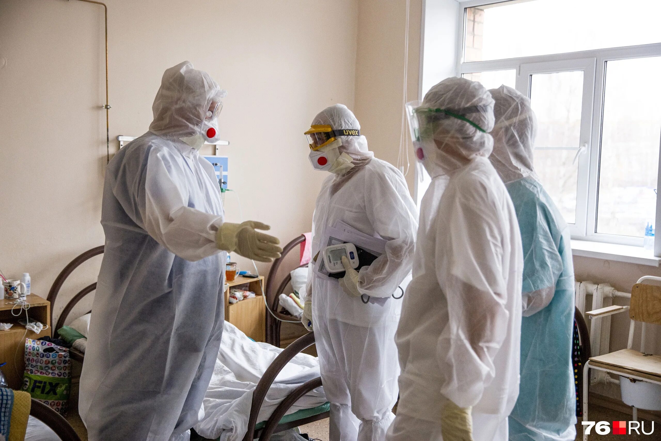 Медицинские работники болеют. Эпидемия коронавируса в России. Оренбургский коронавирус