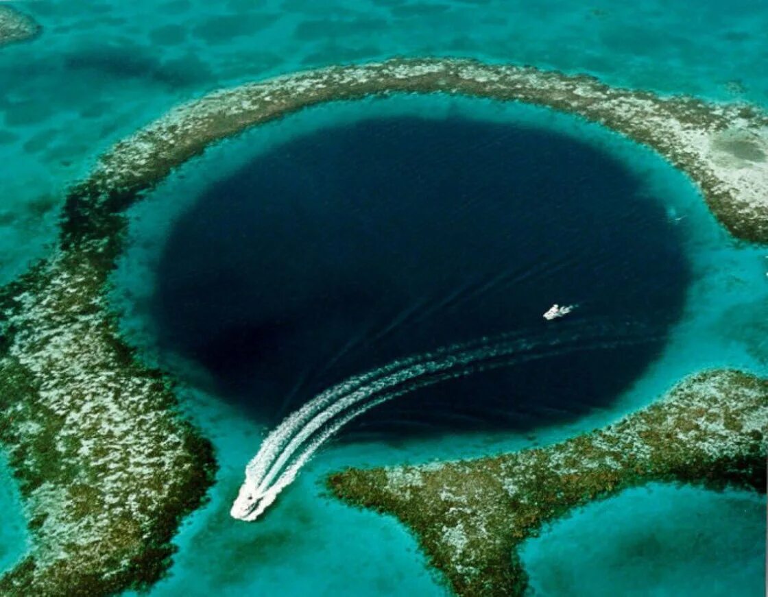 Интересные места в глубоком. Большая голубая дыра, Лайтхаус-риф. Барьерный риф Белиз. Атолл бикини Маршалловы острова. Юкатан полуостров большая голубая дыра.