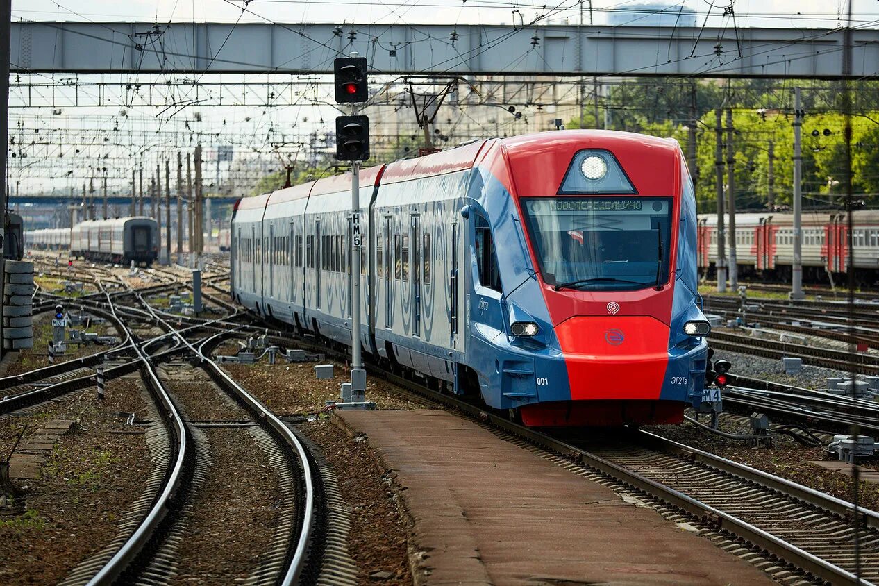 Иволга мцд. Электропоезд иволга эг2тв. трансмашхолдинг иволга. иволга электропоезд мцд. иволга 3.0 мцд.
