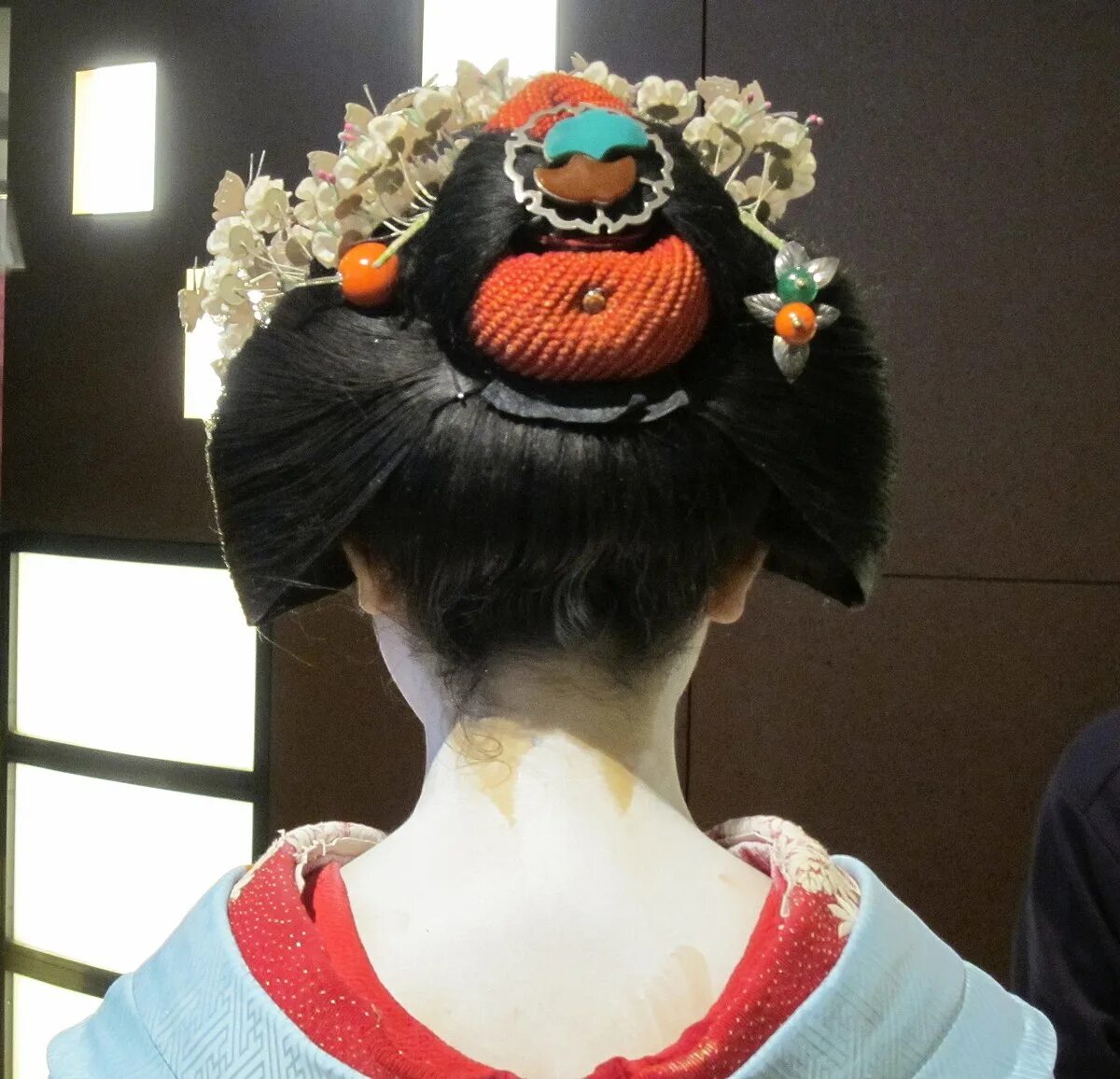 Pin on Geisha ( Moving/Living Work Of Art) Geisha, Kanzashi, Memoirs of a geisha