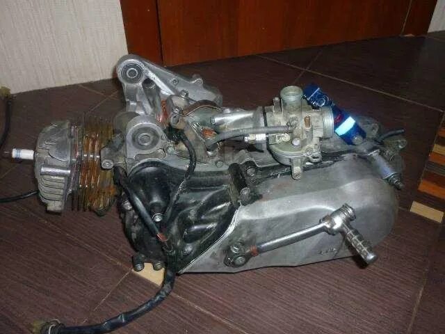 Двигатель мопед хонда дио. Двигатель хонда дио аф 34. мотор honda dio 27. двигатель honda dio 2т. двигатель honda dio af 05 e.