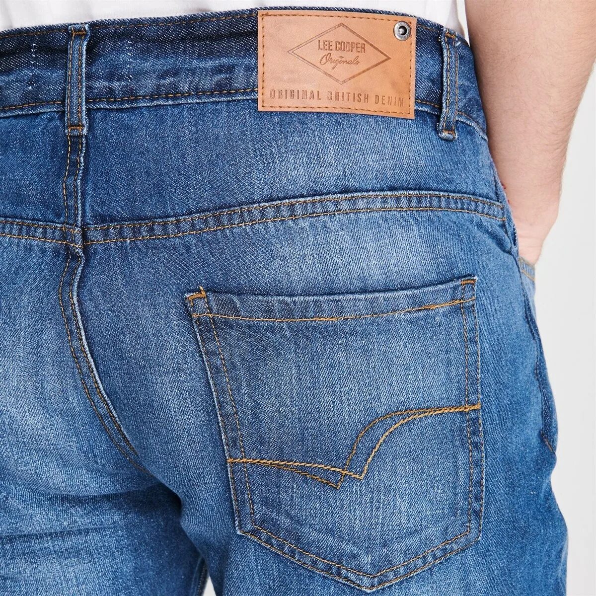 Lee cooper джинсы мужские голубые. Lee cooper джинсы мужские. Jeans lee cooper 76%cotton. Lee cooper denim. Lee cooper jeans 1970.