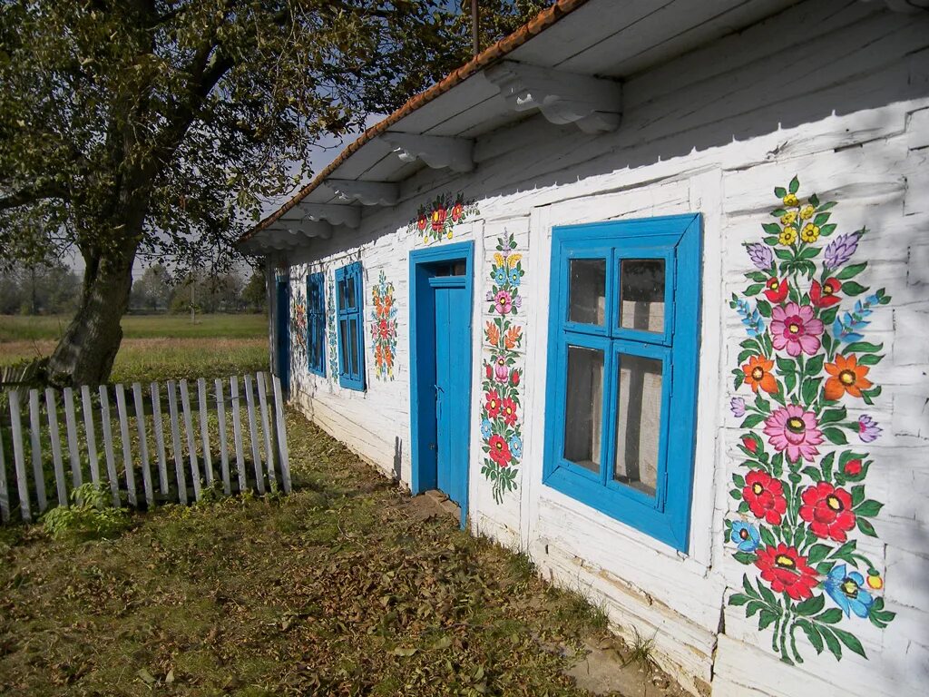 Хата руки. Польская деревня Залипье. Залипье Гомельский район. Кузнец в деревне Залипье. Деревня Залипье Краков.