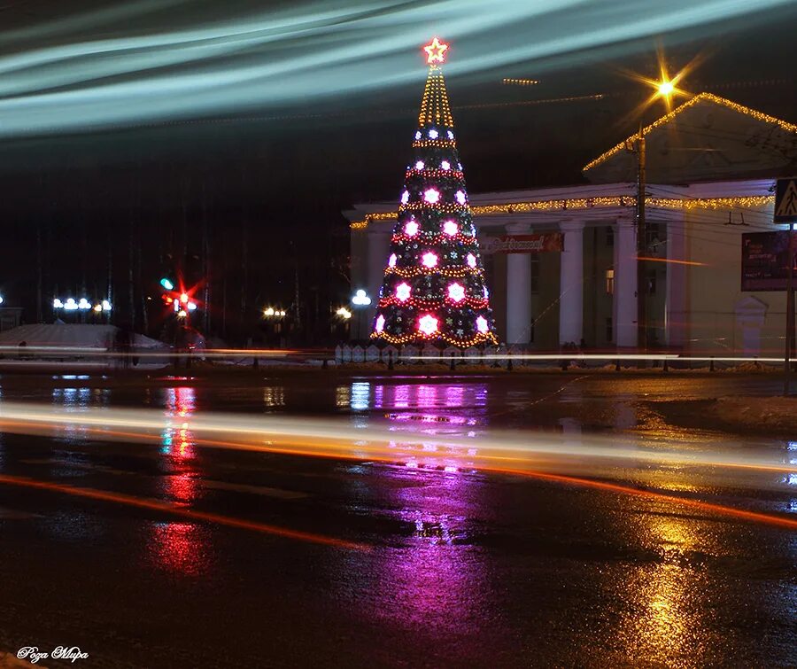 елка победы площадь победы 3 отзывы. елки в музее победы 2021. елка в музее победы. площадь победы ленина северодвинск новый год.