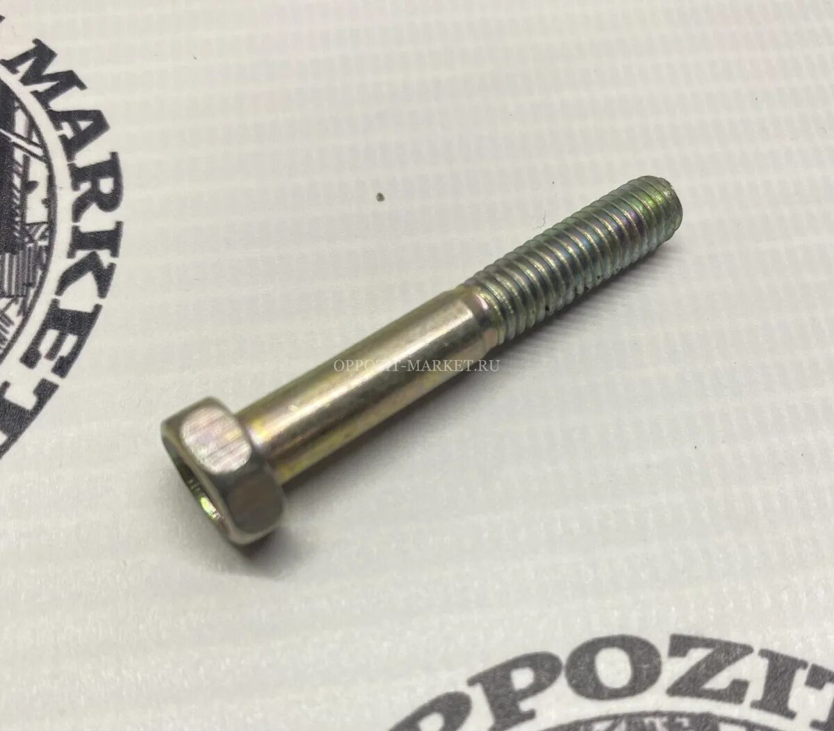 Крепеж кпп. Крепление коробки передач на ваз 2106. Кпп ваз 2190 с тросовым приводом. Болт крепления кпп к сцепления 7511. Крепеж кпп.