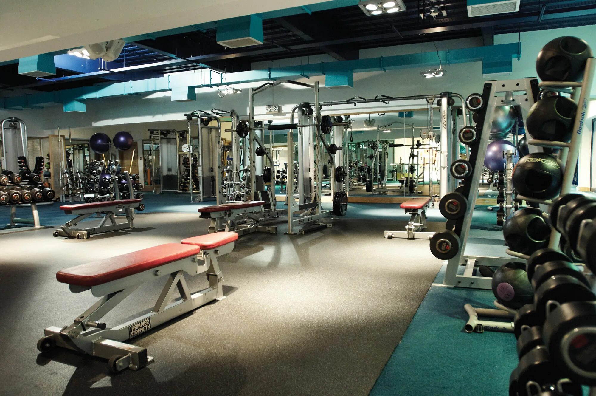 Самый дорогой спортзал в мире. Энкор зал в москва сити. Фитнес центр энкор москва сити. Энкор фитнес ясенево. Спортзал.