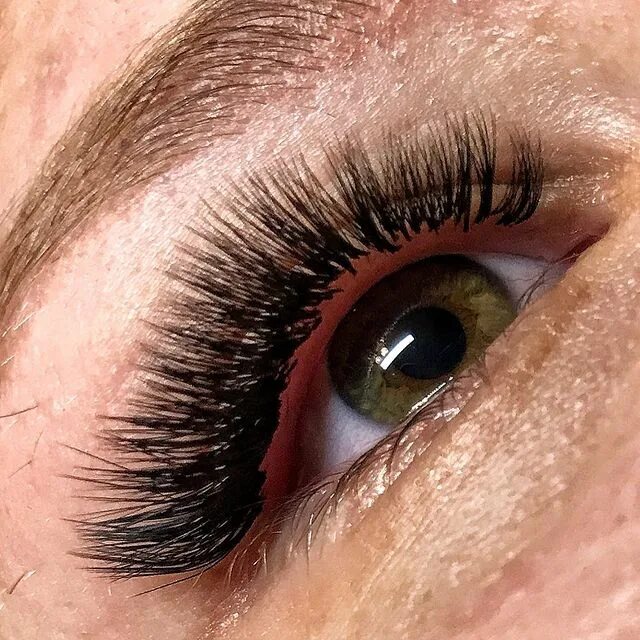 ресницы 2д изгиб l классика. наращивание ресниц в небуге. наращивание ресниц красногвардейская. ресницы 2д лисий 11мм. ресницы ачинск классика.