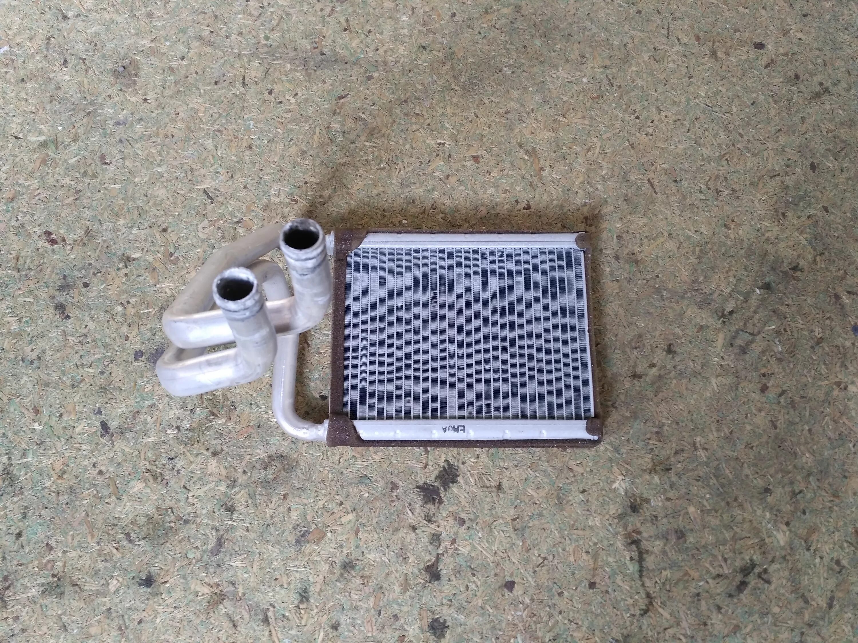 Радиатор печки кия церато 2. Радиатор отопителя kia cerato. Радиатор печки церато. Испаритель в lexus es. Радиатор киа церато 1.