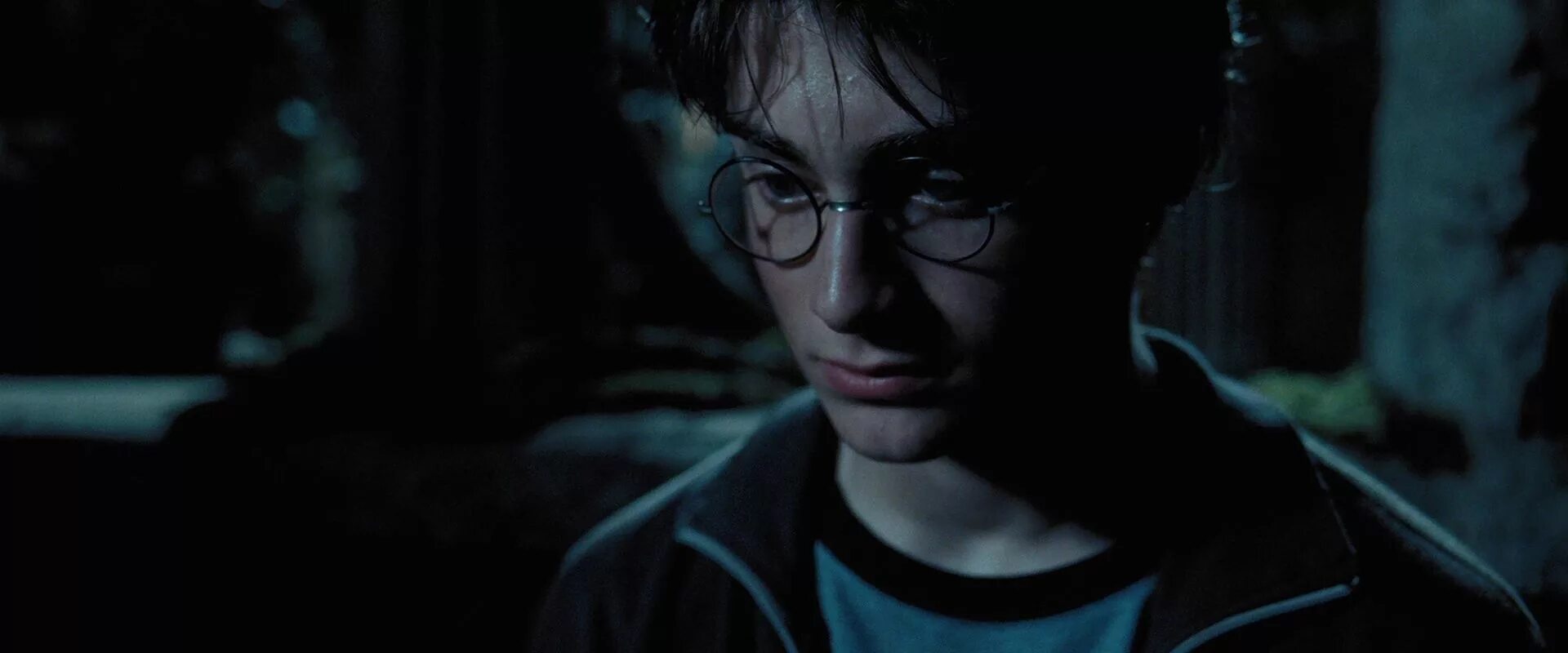 Гарри поттер и узник азкабана том. Harry 3 turkce. Аскабан или азкабан. Терри гарри поттер. Гарри рон и гермиона узник азкабана.