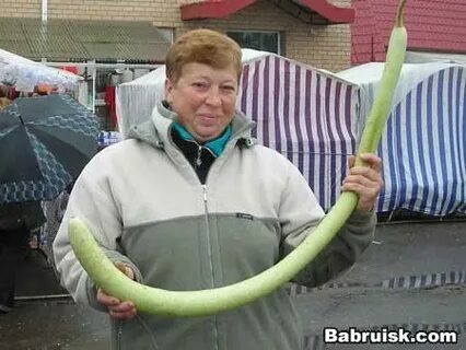 Самый огромный огурец