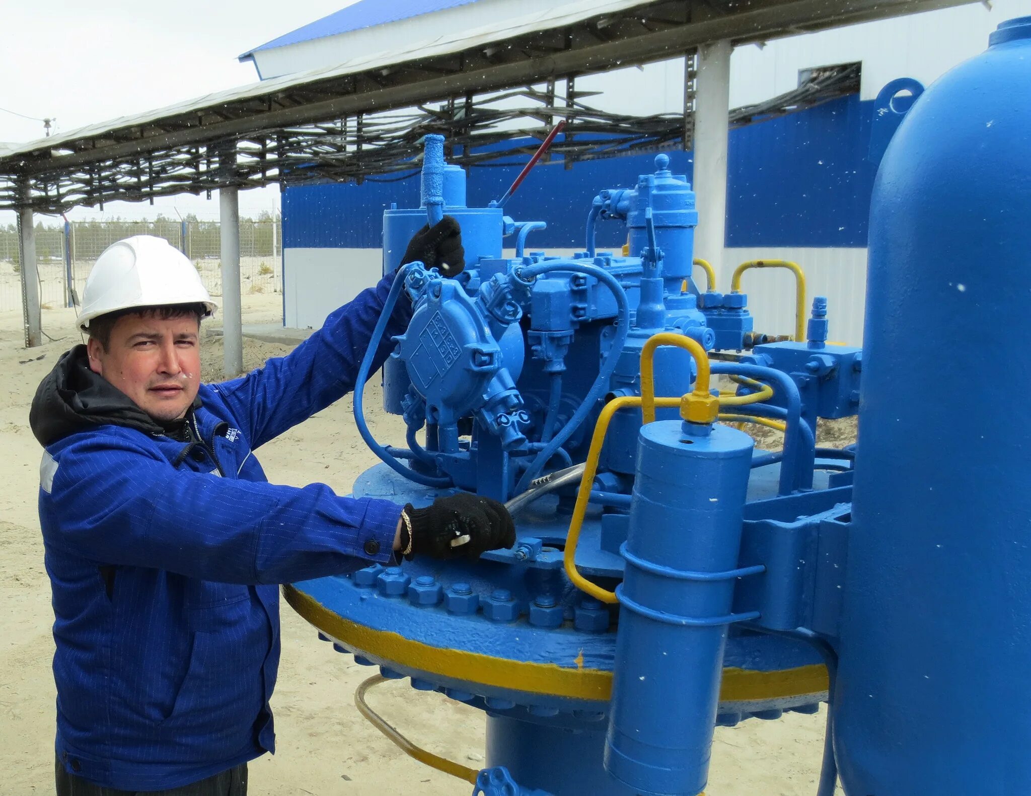 Буровое нефтепромысловое оборудование. ЧКД Бланско кран шаровой 1000. Кран шаровый ЧКД Бланско Чехия. Монтаж технологического оборудования. Машины и оборудование нефтяных и газовых промыслов.