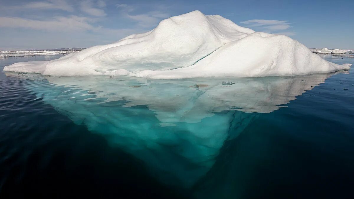 Ледовитый океан соленая вода. Iceberg. айсберг в ледовитом океане. айсберги северного ледовитого океана. арктика северный ледовитый океан.