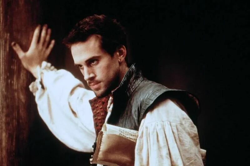 Shakespeare in love. Гвинет пэлтроу влюбленный шекспир 1998. Shakespeare in love. Гвинет пэлтроу влюбленный шекспир. Shakespeare in love.