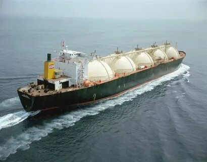 Танкер перевозящий сжиженный газ