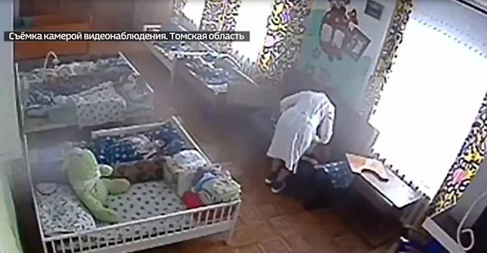 Как издеваются дети в детском доме. Издевательство в детском доме над детьми. детский дом издевательства. ужасы детского дома жестокие.