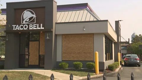Taco Bell shootout leaves 1 dead, 1 hospitalized; 4 total shot in overnight...