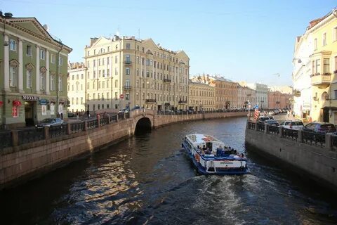 Почему назвали река мойка