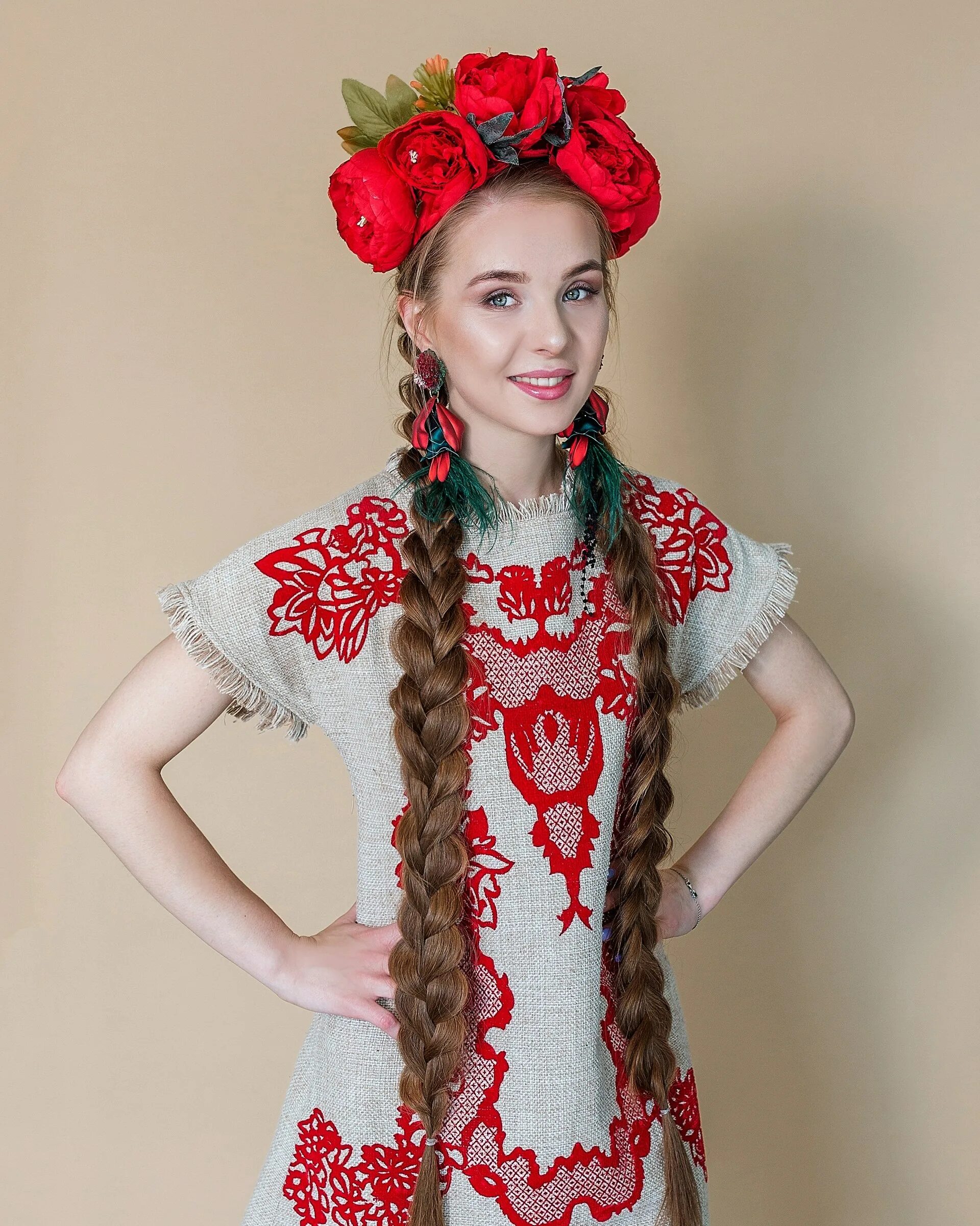 Косы екатеринбург. Косы екатеринбург. Уральская краса длинная коса. Уральская краса длинная коса 2021. Пояс.