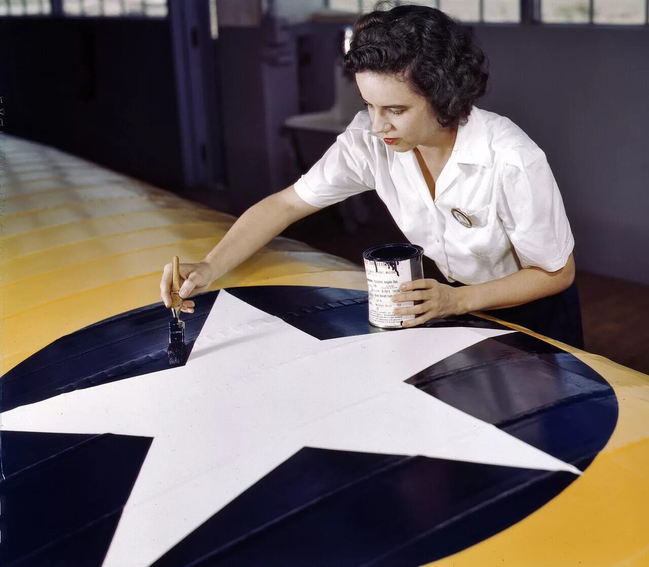 40е Америка. Фотограф Америка 40-е. Civil servant work. Vehicle women 1940s.
