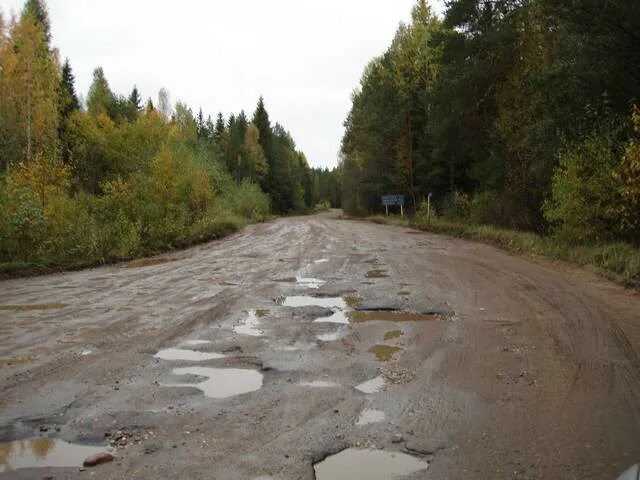 дороги красный холм. дороги красный холм. вдоль дороги. железнодорожная станция остолопово тверская область. дорога устюжна бежецк состояние.