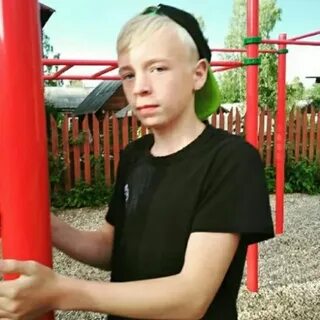 Макс батурин