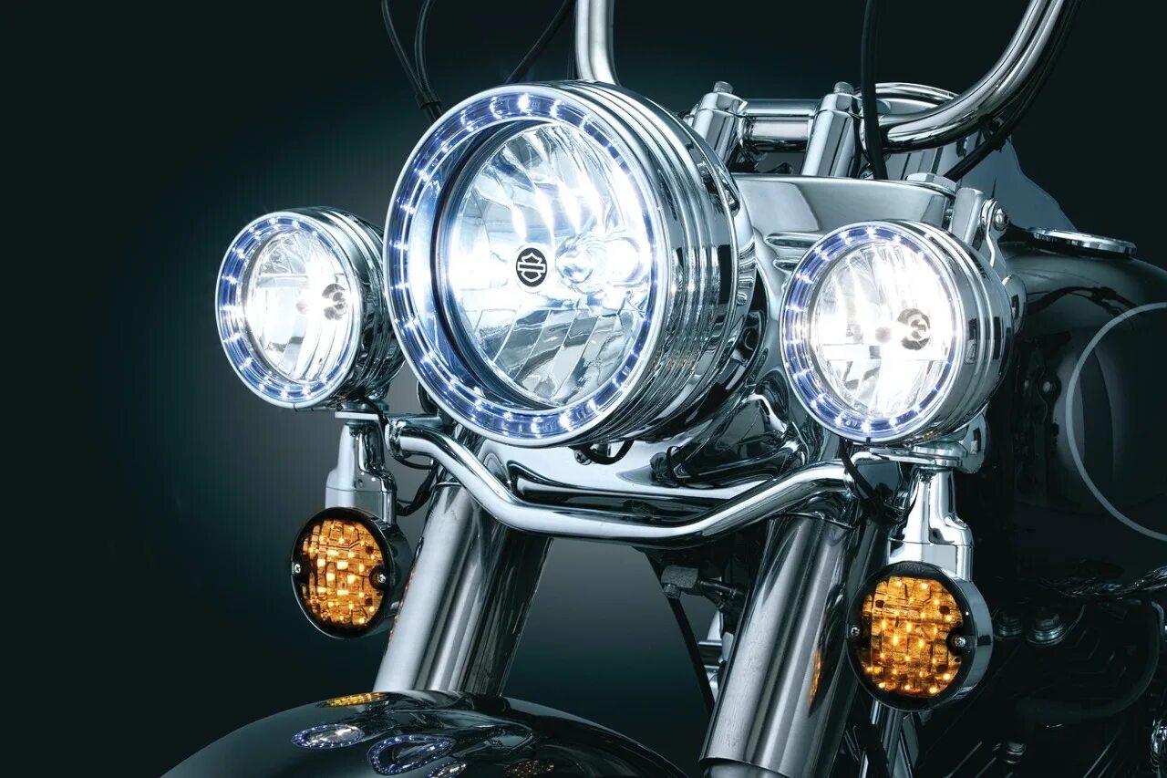 Доп фары на мотоцикл. Kuryakyn harley davidson. harley-davidson kuryakyn led headlight. доп фары для мотоцикла. свет на мотоцикл.