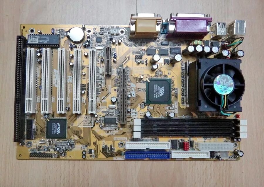 Cpu диод. Диод pch материнская плата. диод pch63 °c. диод гп на материнской плате. pch на материнской плате что это.