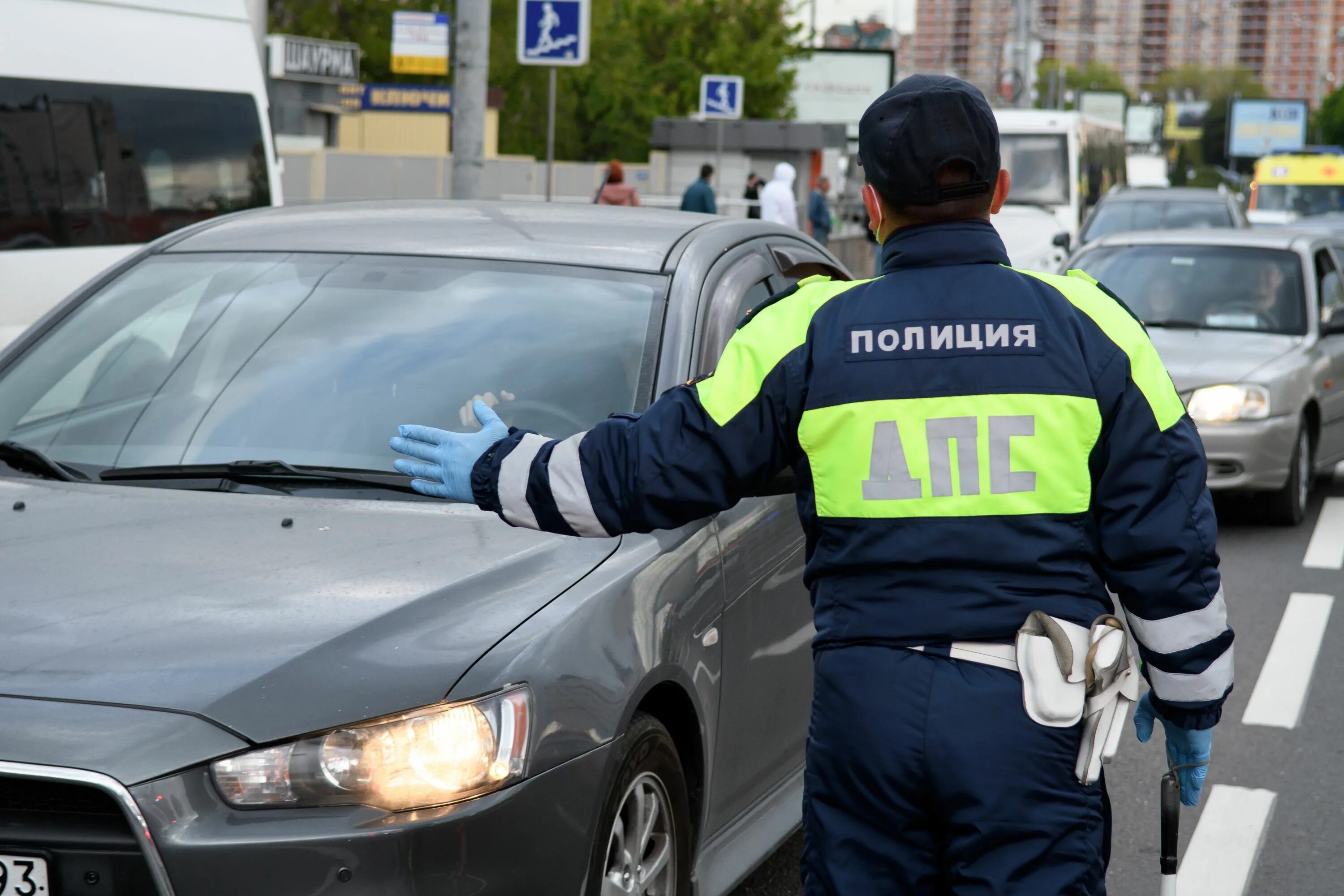 Инспектор ДПС. Форма ГАИ. Форма гаишника. Сотрудник ГИБДД. Авто снято с учета штраф