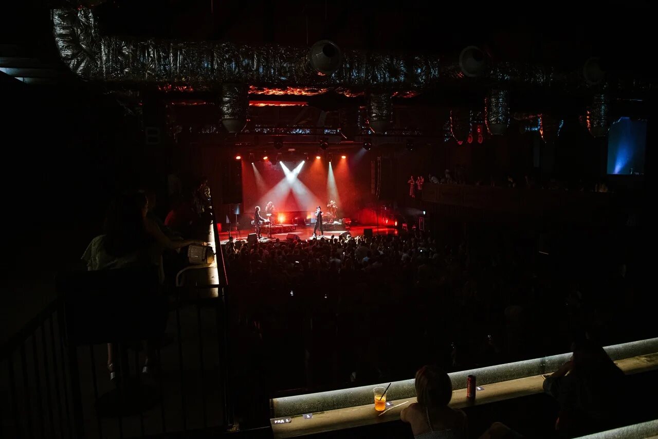 Концерт пурген со сцены. Sound club спб. Центральная станция спб клуб. Sound санкт петербург. Sound club алушта.