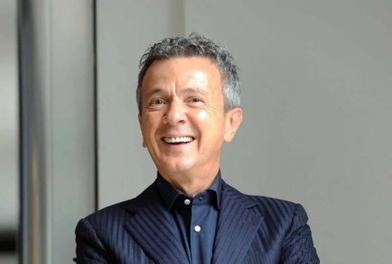 Pupo (энцо гинацци). Пуппо. Пупо итальянский певец. Энцо гинацци. Пупо итальянский певец.