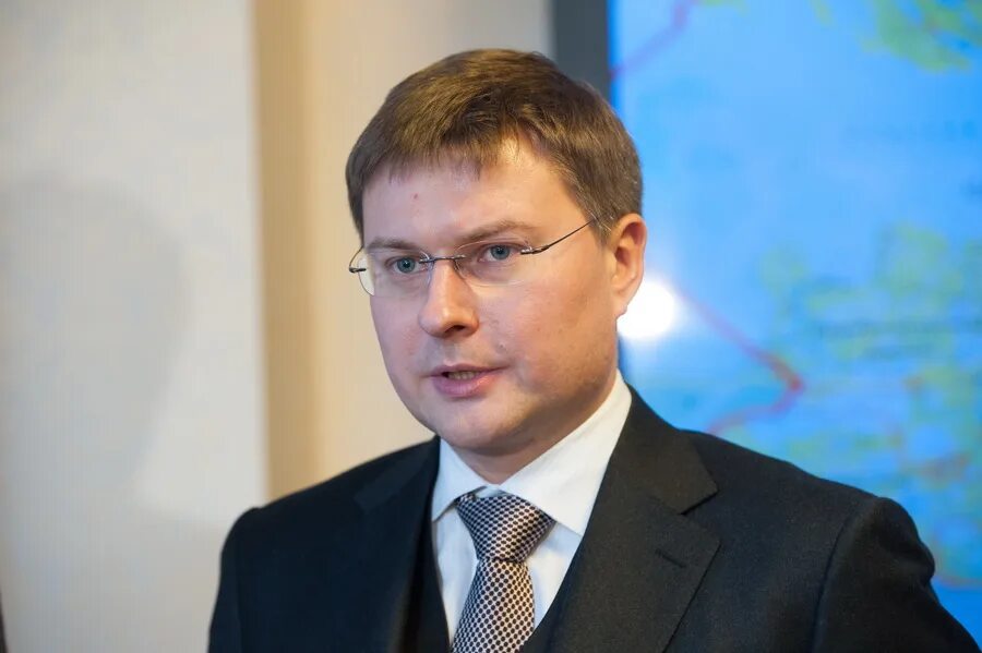 Алрос руководители. Сергей сергеевич иванов. иванов сергей сергеевич алроса. сергей иванов алроса сын иванова. гендиректор алроса сергей иванов.