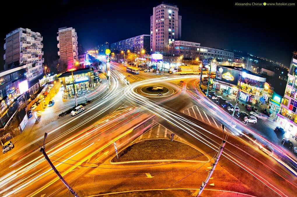 Кишинев центр города. Молдавия город кишинев. Кишинев центр. Кишинев. Кишинев врата города.