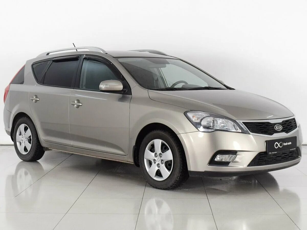 Kia ceed 2010 рестайлинг. Kia ceed 2010 хэтчбек. Kia сид универсал 2010. Kia ceed 2008 универсал. Kia ceed 1.