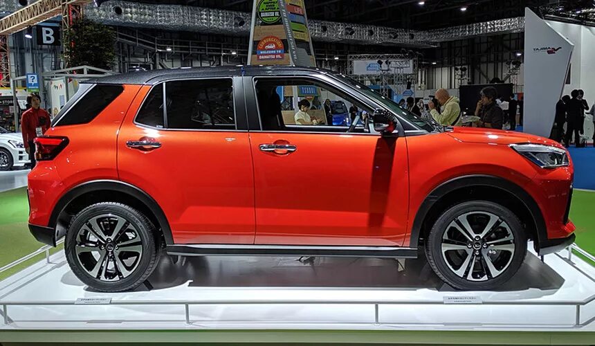 Тойота рокки. Daihatsu паркетник. Дайхатсу паркетник 2020. Toyota Rocky. Daihatsu Rocky Toyota.