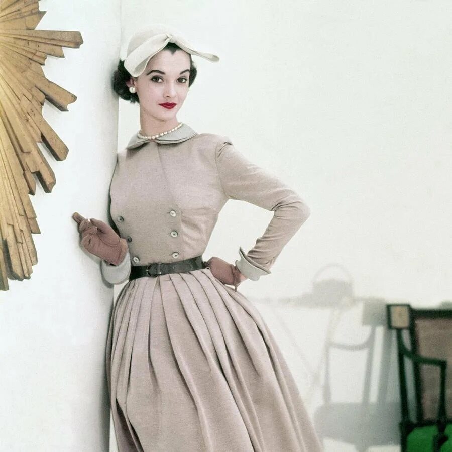 Мода 40 х. Женская мода 1950-х. платья 1950х-60 х. платье винтаж 50е китай. мода 50х ориентализм.