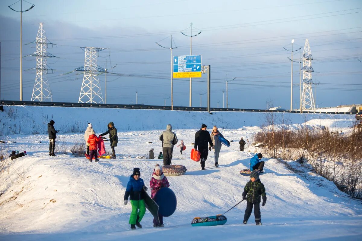 Калининград в апреле фото туристов. Какая погода в Калининграде в апреле фото. Калининград середина апреля погода фото. Калининград погода фото 07.04.2023. Погода в калининграде в конце мая