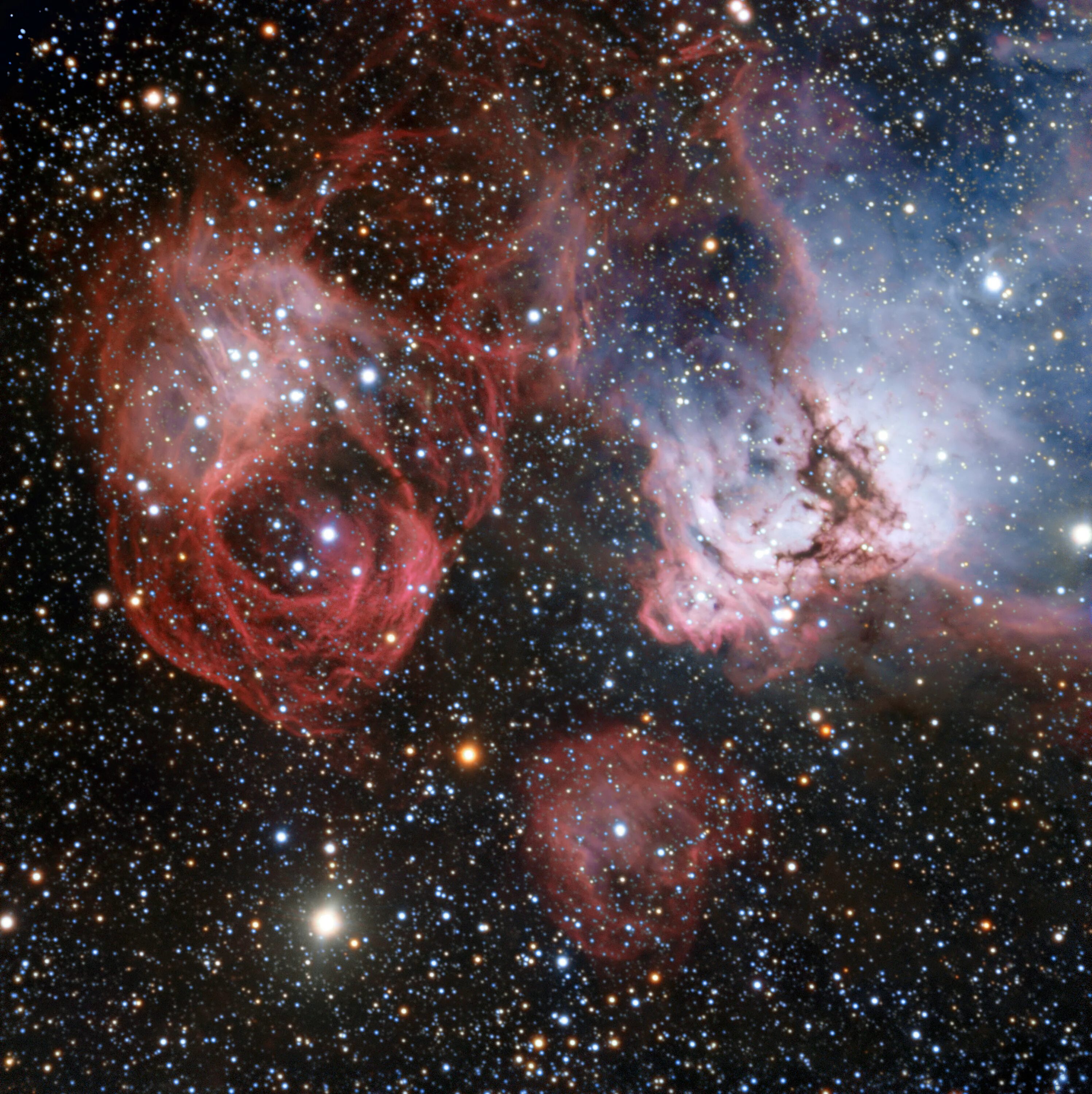 Как рождается новая звезда. Туманность Магелланово облако. Галактика Магелланово облако звезды. Эмиссионная туманность NGC 2313. Большое Магелланово облако в телескоп.