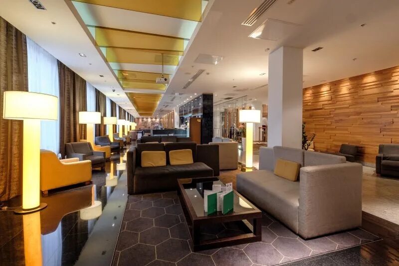 Holiday inn moscow tagansky ул. Симоновский вал 2 гостиница. Холидей симоновский вал. Симоновский вал гостиницы. Симоновский вал гостиницы.