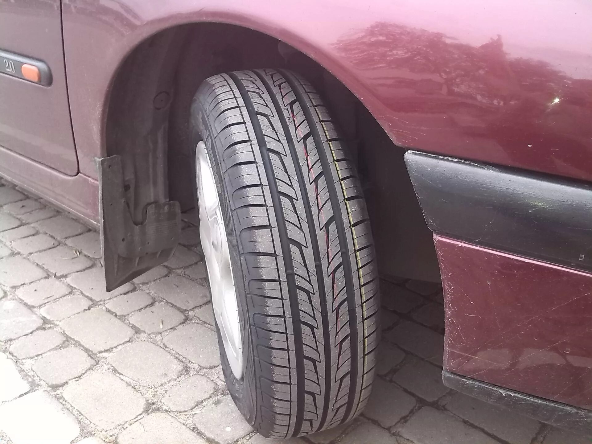 Резина летняя 14 кордиант. Cordiant Road Runner 185/60 r14. Cordiant Road Runner 195/65 r15. Cordiant Road Runner 185/65/15. Координат роад руннеоэр.