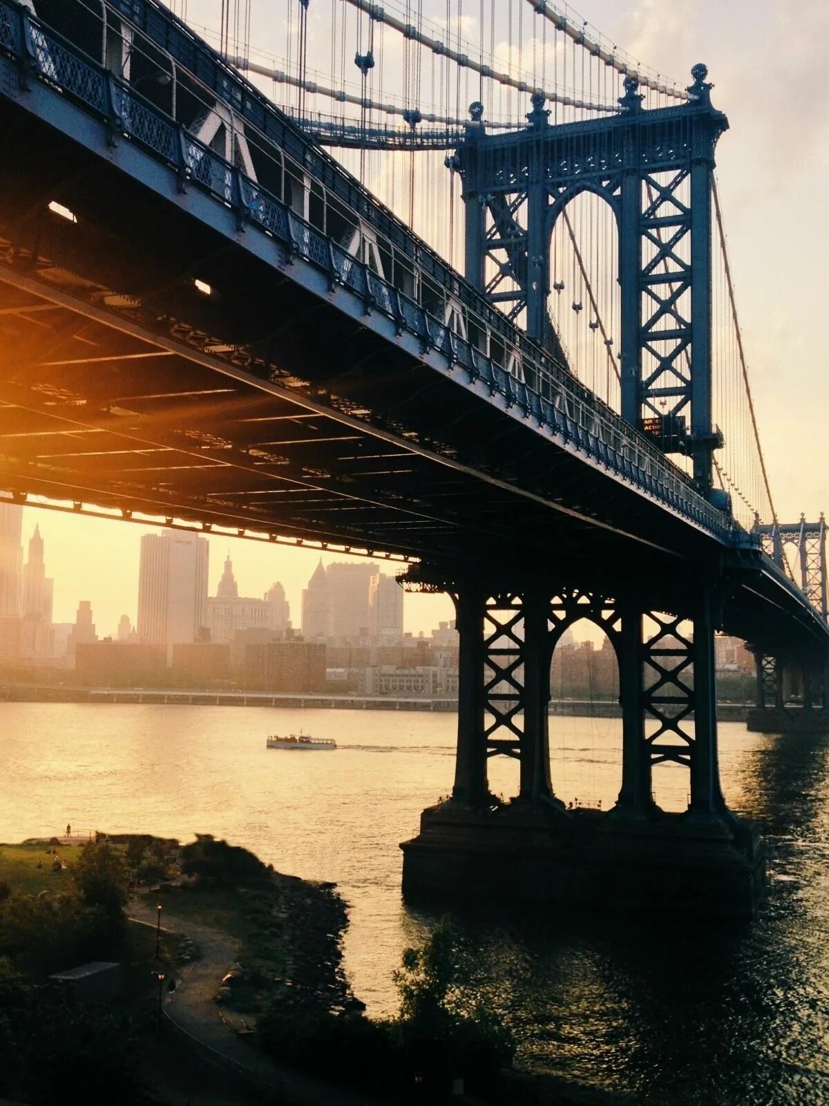 Бруклин мост. Манхэттенский мост в Нью-Йорке. Нью Йорк Бруклин бридж. Бруклинский мост Бруклин. Бруклинский мост Бруклин и Манхэттен.