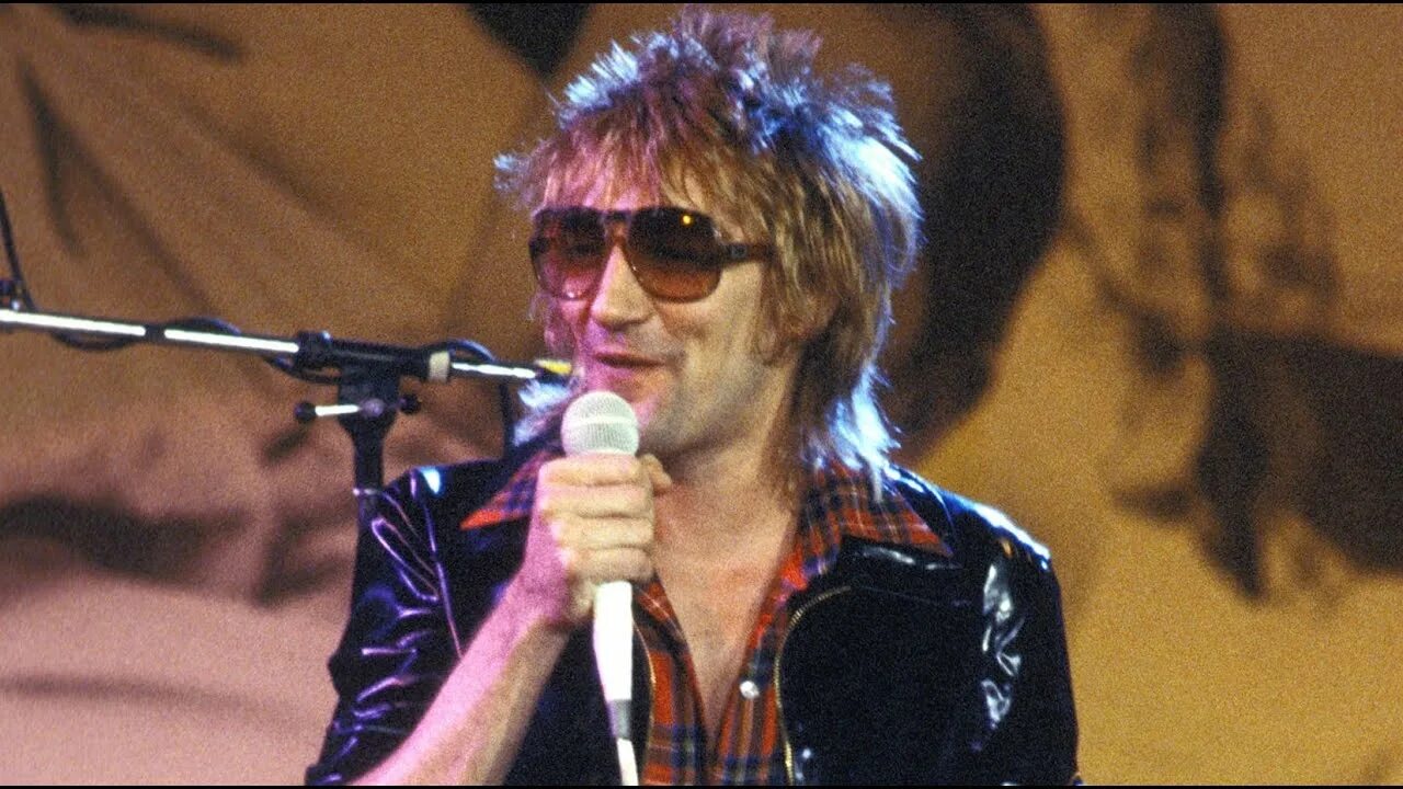 Род стюарт da ya think. Rod stewart da ya. род стюарт концерт 1994. rod stewart молодой.