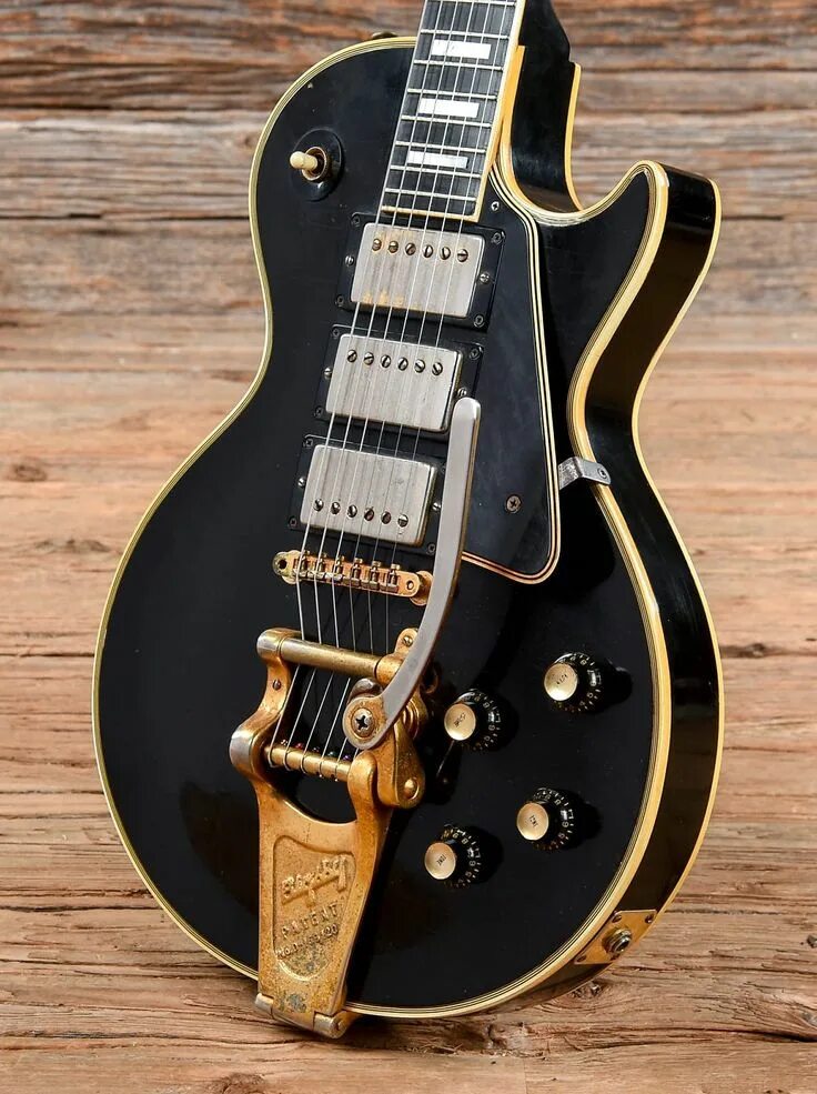 Гитара Gibson les Paul. Электрогитара Gibson les Paul. Gibson les Paul Custom Black. Гитара Гибсон лес пол.