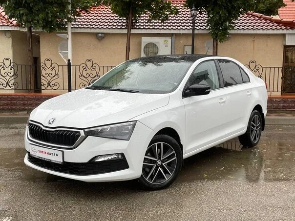 Skoda Rapid радио 2017 года.