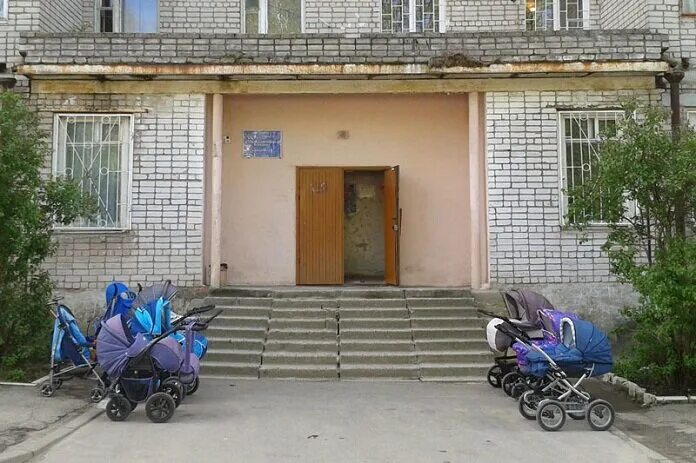 Детская поликлиника 5 смоленск. Толмачева 5 детская. Детская поликлиника 5 смоленск. Толмачева 5 детская. Толмачёва 5 детская поликлиника смоленск.