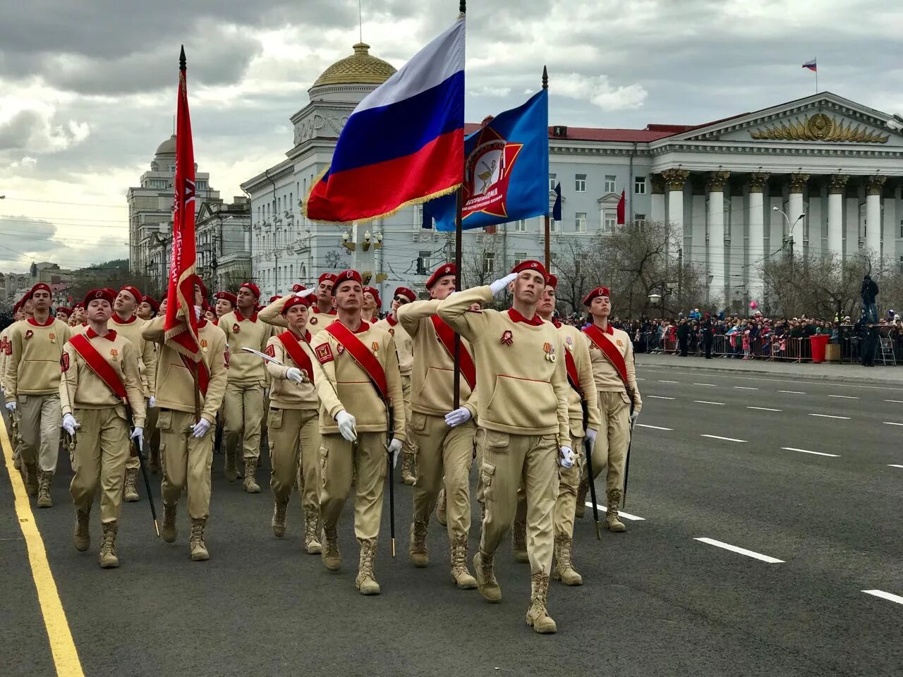 Парад чита. Парад 9 мая. Шествие на 9 мая. Празднование дня Победы в Чите.