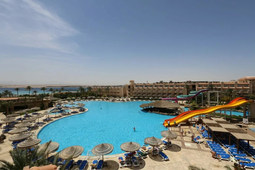 Pyramisa sahl hasheesh beach resort